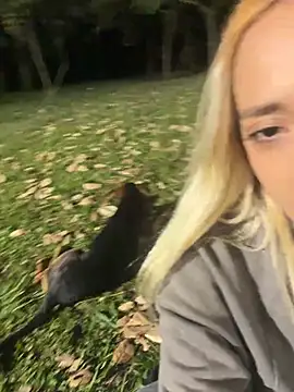 Isa klein online show from 03.10.26