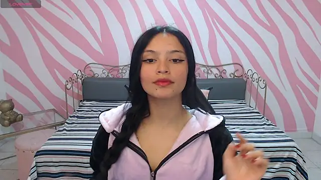 maddie  cute online show from 10.14.25