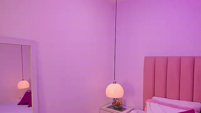 Amy Ferreira online show from 10.13.25