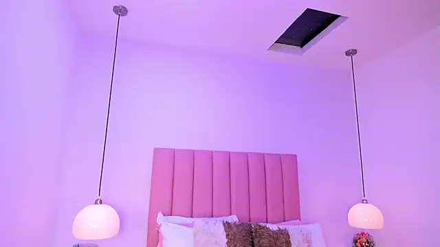 Amy Ferreira online show from 10.24.25