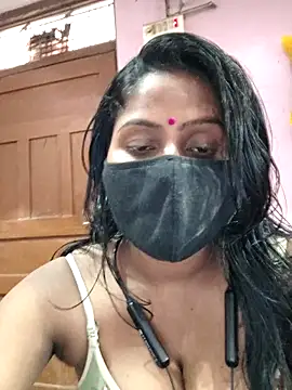 Jasmine Januja online show from 10.03.25