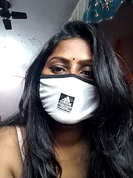 Jasmine Januja online show from 10.28.25