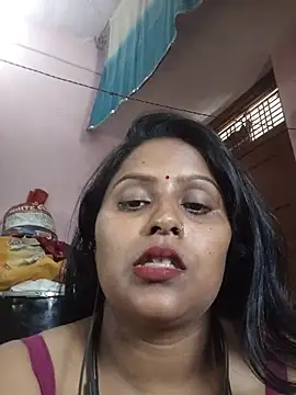 Snapshot of Jasmine_Januja chatting on 06.17.26 Jasmine Januja online show from 06.17.26