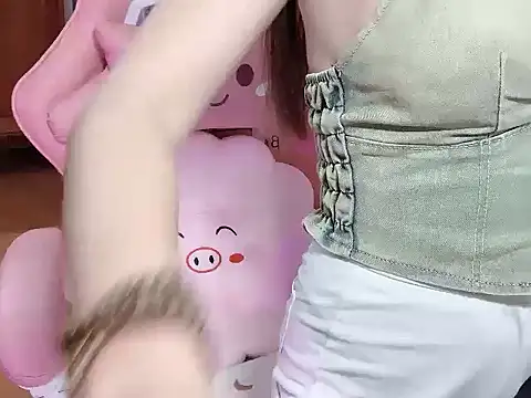 Snapshot of _Payna_ chatting on 01.08.26 Payna online show from 01.08.26