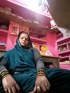 Snapshot of Sh_kiyara chatting on 09.27.25 Sh kiyara online show from 09.27.25