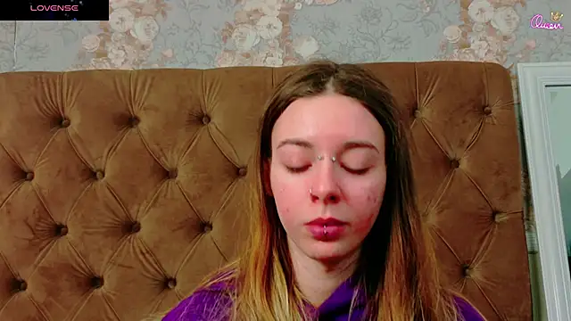 Snapshot of CoraVex chatting on 01.12.26 CoraVex online show from 01.12.26