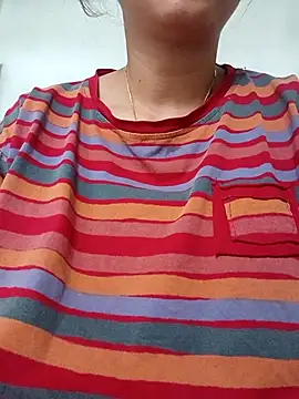 Poppy-y online show from 10.19.25