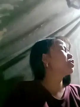 Snapshot of emly-xinh18 chatting on 10.09.25 emly-xinh18 online show from 10.09.25