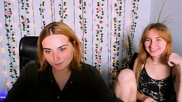 Snapshot of casey_meow_ chatting on 09.25.25 casey meow online show from 09.25.25