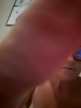 Snapshot of LadyLuxe_xx chatting on 10.01.25 LadyLuxe xx online show from 10.01.25