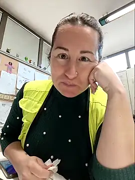 bichota85 online show from 03.12.26