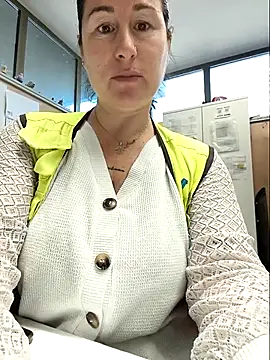 bichota85 online show from 04.16.26