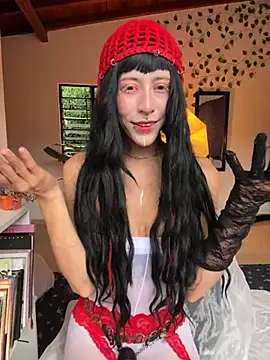 Nymphel1Moth online show from 11.04.25