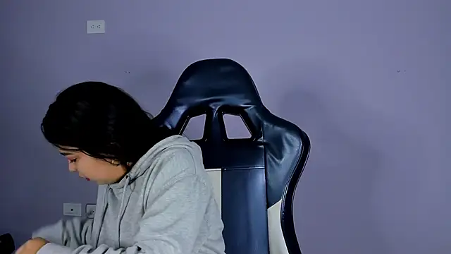 LunaWiill  online show from 12.05.25