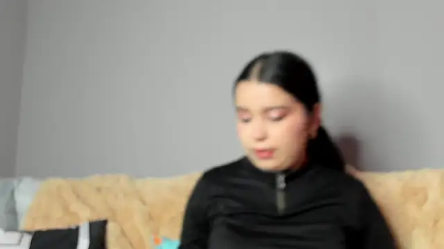 Snapshot of LunaWiill_ chatting on 02.13.26 LunaWiill online show from 02.13.26