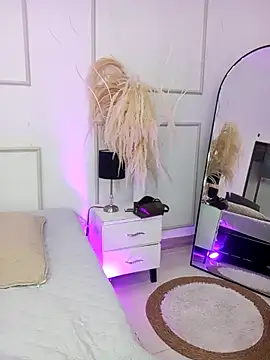 Violet and Paul online show from 10.24.25