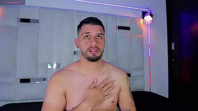 Snapshot of Jacob19_ chatting on 09.24.25 Jacob19  online show from 09.24.25