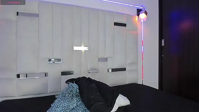 Snapshot of Jacob19_ chatting on 10.01.25 Jacob19  online show from 10.01.25