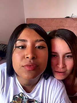 Snapshot of Swet_Violet chatting on 10.16.25 Swet Violet online show from 10.16.25