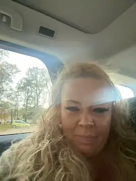 BonnyDesire online show from 11.11.25