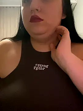 Ellainaaa online show from 10.17.25