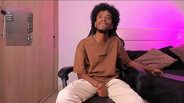 Snapshot of AllexJacob chatting on 12.03.25 AllexJacob online show from 12.03.25