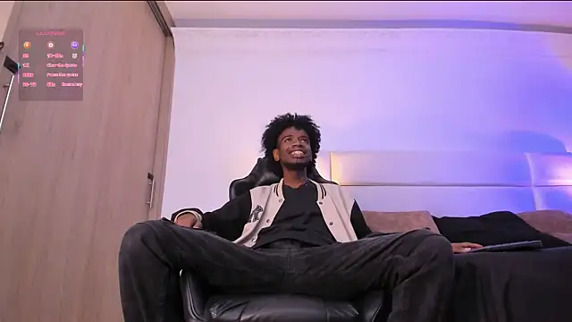 Snapshot of AllexJacob chatting on 12.22.25 AllexJacob online show from 12.22.25