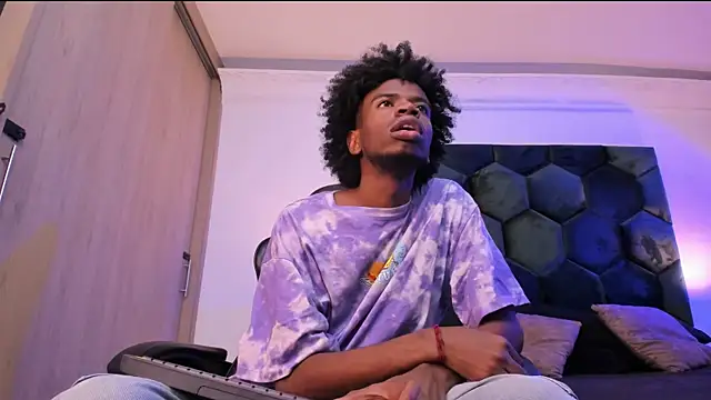 Snapshot of AllexJacob chatting on 02.06.26 AllexJacob online show from 02.06.26