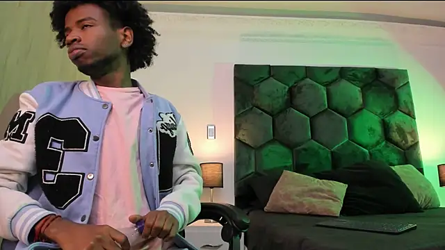 Snapshot of AllexJacob chatting on 02.07.26 AllexJacob online show from 02.07.26