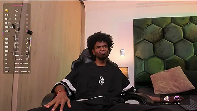 Snapshot of AllexJacob chatting on 02.17.26 AllexJacob online show from 02.17.26