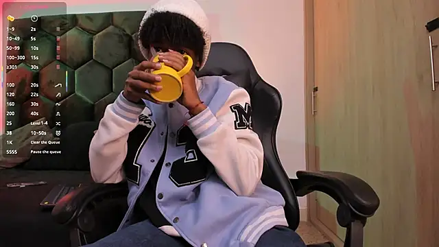 Snapshot of AllexJacob chatting on 02.24.26 AllexJacob online show from 02.24.26