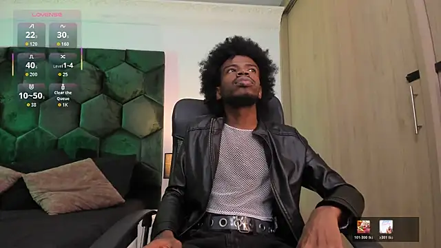 Snapshot of AllexJacob chatting on 04.14.26 AllexJacob online show from 04.14.26