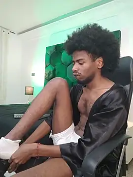 Snapshot of AllexJacob chatting on 04.15.26 AllexJacob online show from 04.15.26