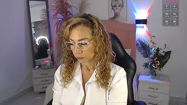 Jademommy  online show from 12.16.25