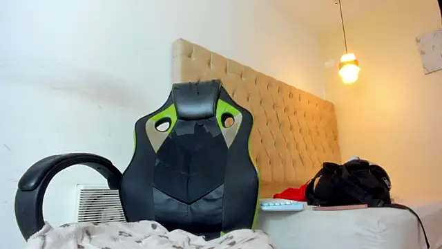 Naomis 35 online show from 11.30.25