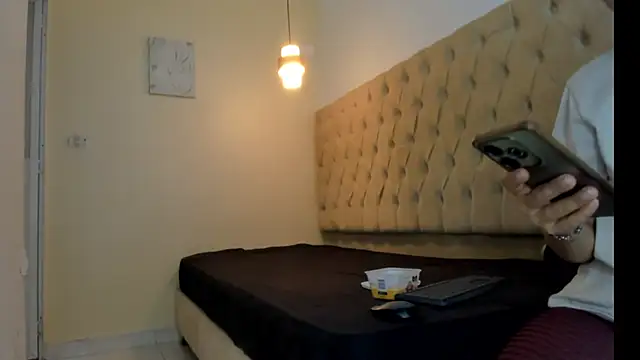 Naomis 35 online show from 02.10.26