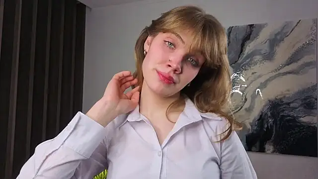 pienaple online show from 11.19.25