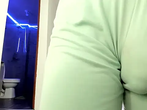 Snapshot of marine_love chatting on 05.21.26 marine love online show from 05.21.26