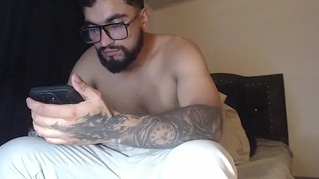 Chrys harris77 online show from 04.04.26