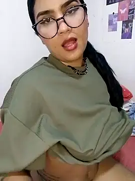 Renata Zoe online show from 09.24.25