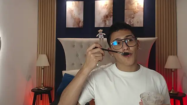 SalvadorFit online show from 02.26.26