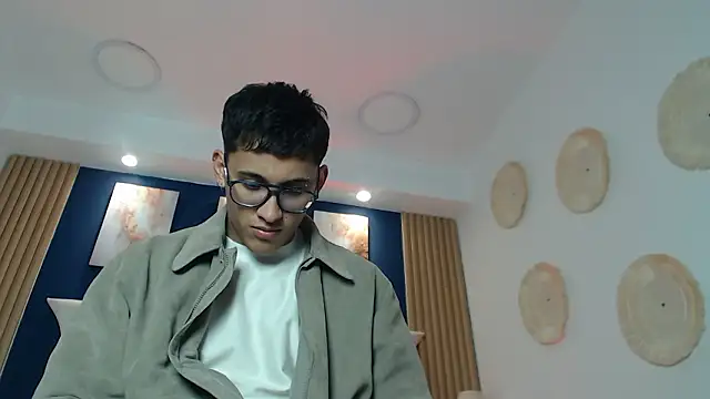 SalvadorFit online show from 03.18.26