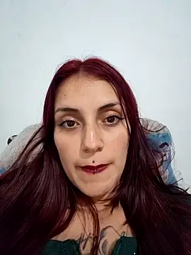 Snapshot of Anne_bh chatting on 12.04.25 Anne bh online show from 12.04.25