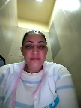 Lunita86 online show from 04.10.26