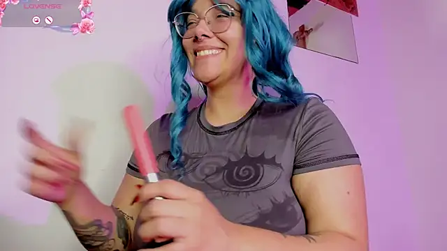 Snapshot of Lilithh_Kuro chatting on 02.14.26 Lilithh Kuro online show from 02.14.26