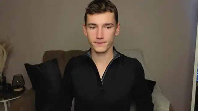 Snapshot of Max_Foks chatting on 09.26.25 Max Foks online show from 09.26.25