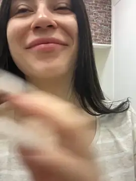 Valerie Ohara online show from 09.26.25