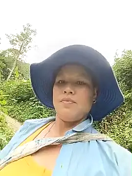 Snapshot of callistra chatting on 06.18.26 callistra online show from 06.18.26