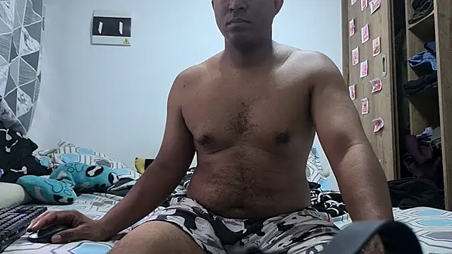 Snapshot of shumager chatting on 11.04.25 shumager online show from 11.04.25