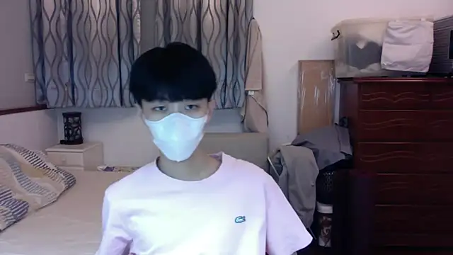 kai101010 online show from 10.16.25